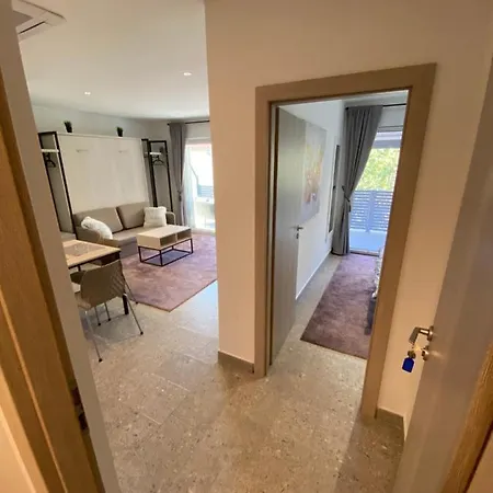 Kumenat Apartament Biograd Na Moru