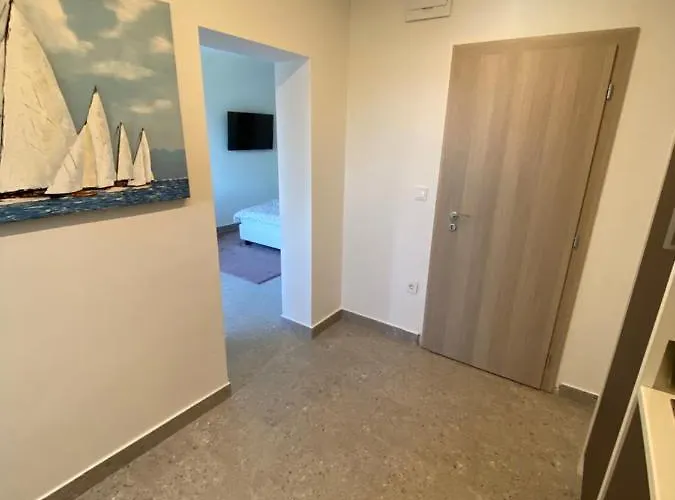 Kumenat Biograd Na Moru