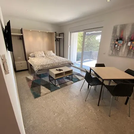 Kumenat Apartment