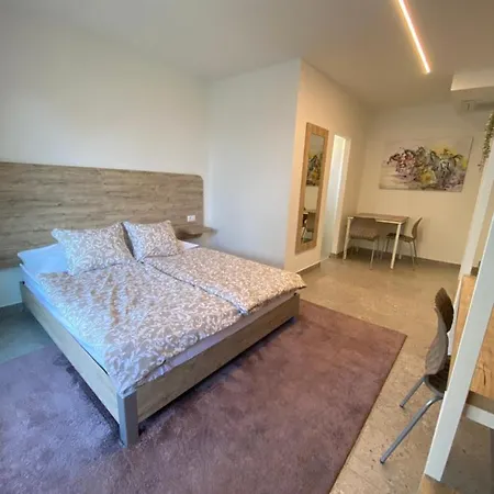 Kumenat Apartment