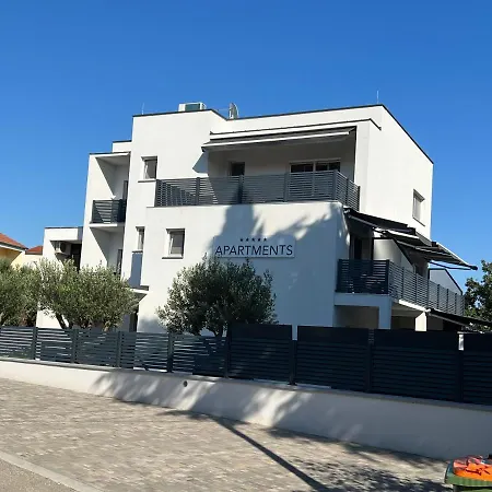 Kumenat Biograd Na Moru